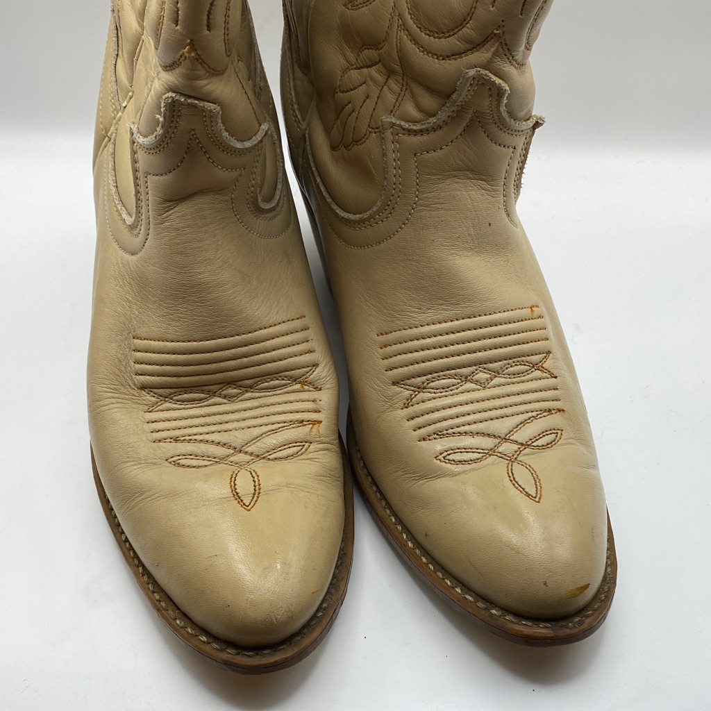 Womens Cream Heeled Boots 755
